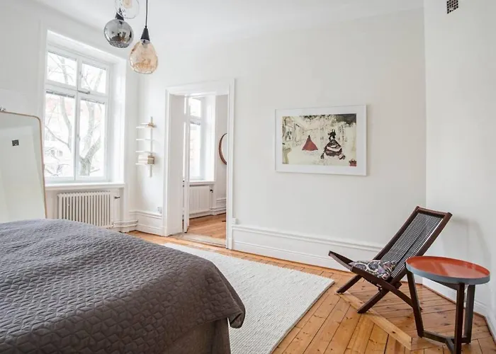 Elegant And Light 3 Room Apartment In Sofo 97Sqm